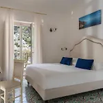 호텔 사보이아 4*