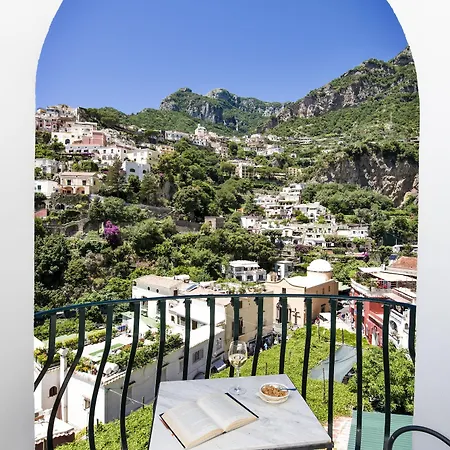 Savoia 4*