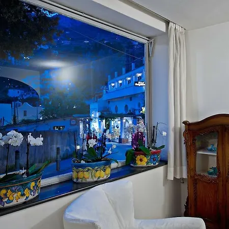Savoia 4*