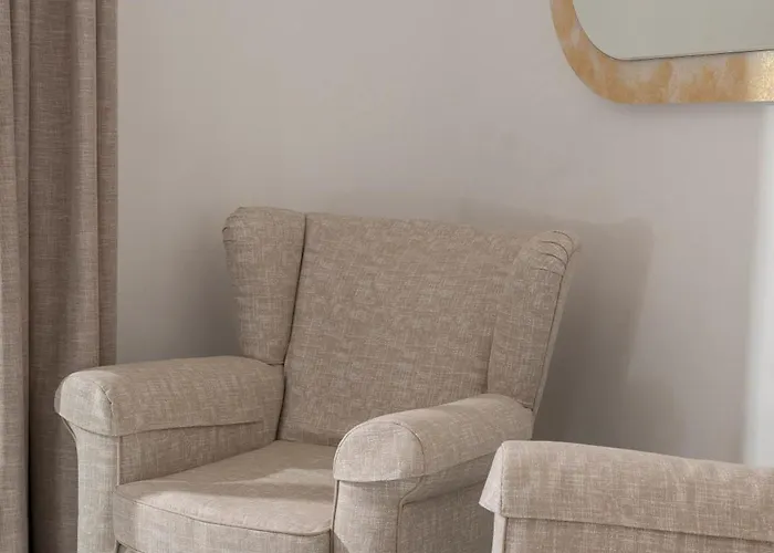 萨沃伊酒店 酒店 4*