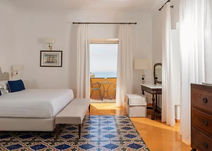 Готель Savoia 4*