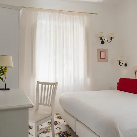 Savoia 4*